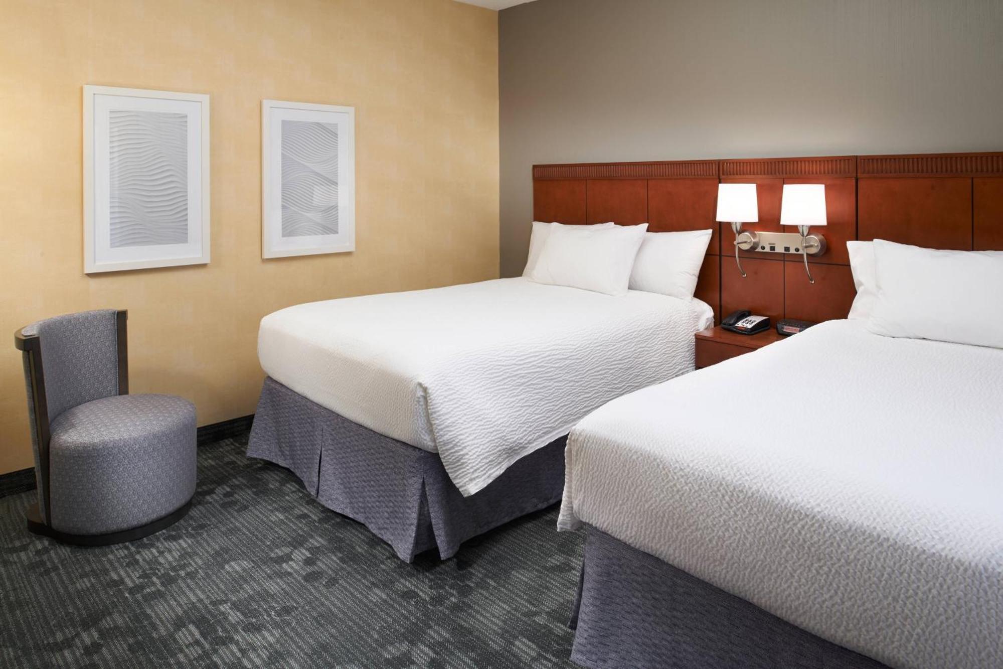 Courtyard By Marriott Minneapolis-St. Paul Airport Mendota Heights Exterior photo